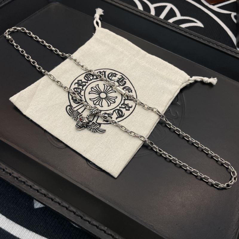 Ch*0me He**ts necklaces